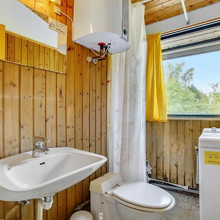 3 Bedroom Amazing In Idestrup Boto By